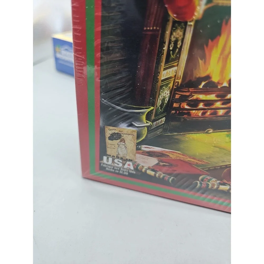 White Mountain Checking It Twice Jigsaw Puzzle 1000 Pc Christmas Theme 24‎ x 30